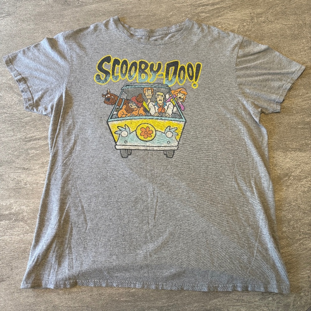 Scooby-Doo Graphic Tee – Mystery Machine Vintage Style Shirt (Size Large)